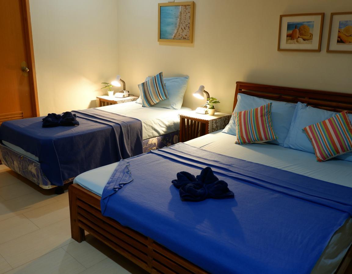 Food District Hostel Cebu Central Exterior photo
